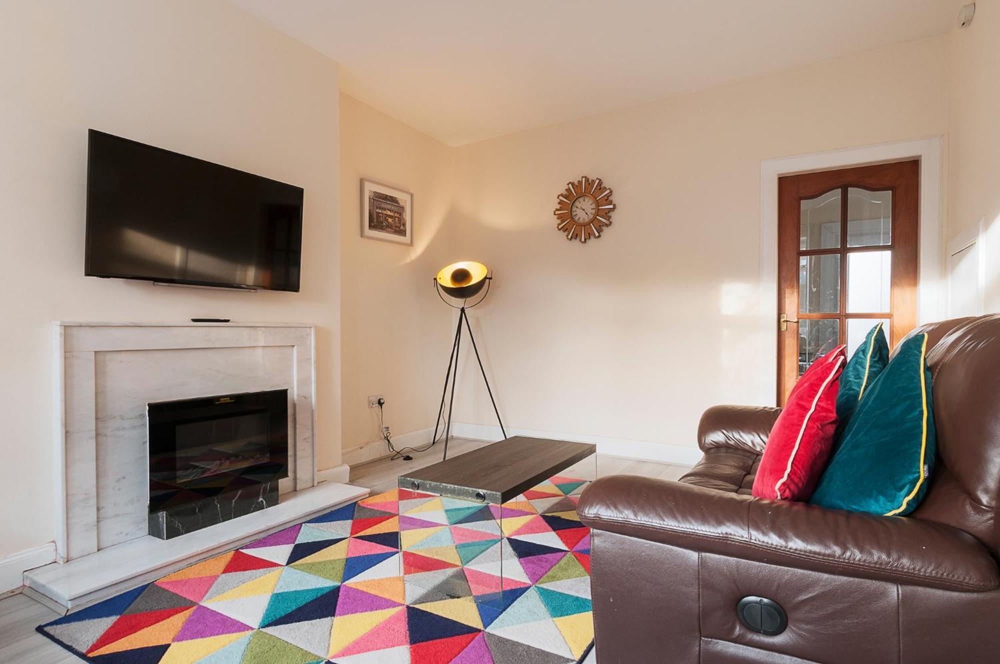 2 Bed Property, Sleeps 5, Free Parking, Near City Centre Edinburgh Eksteriør bilde